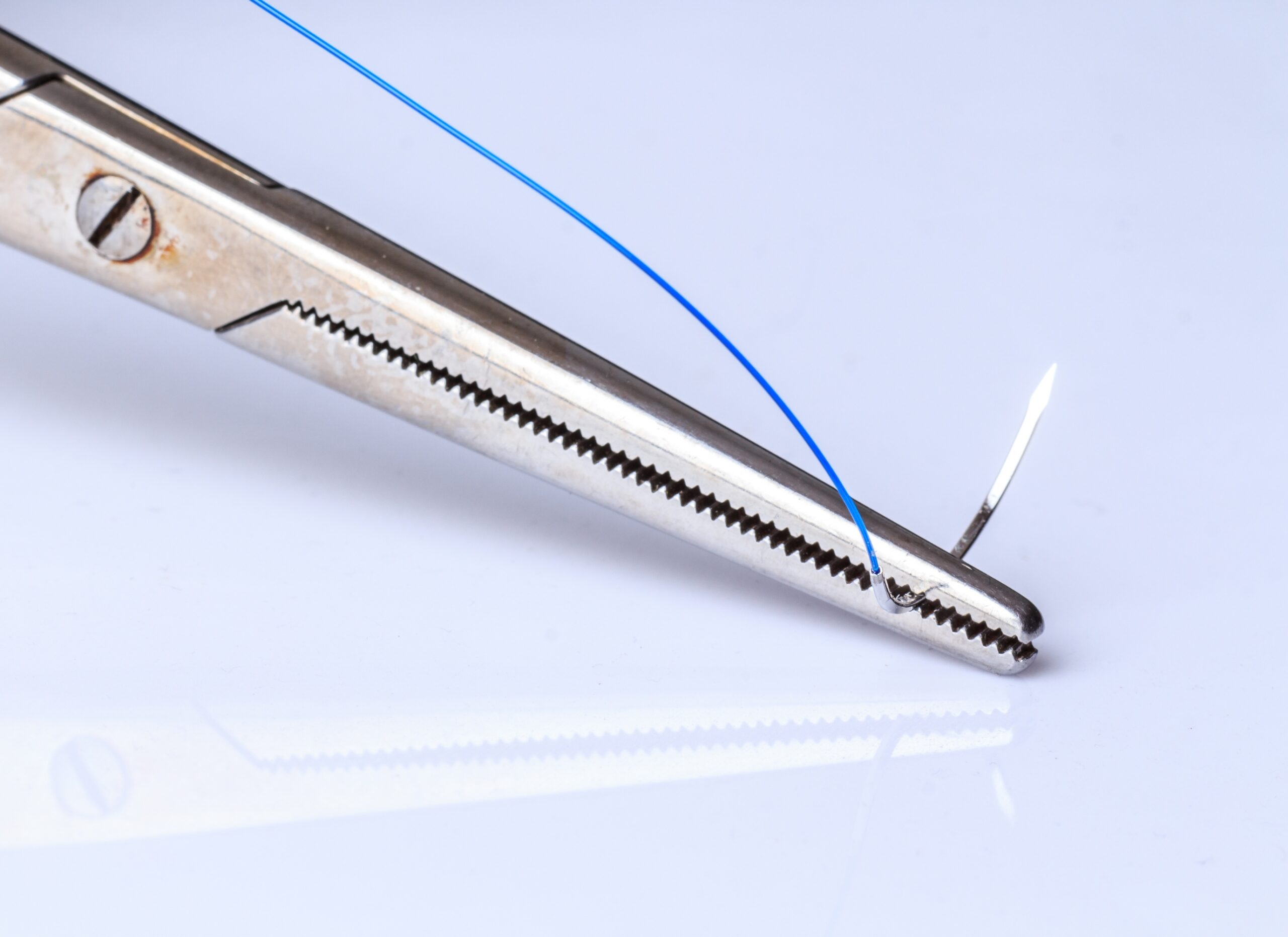 Declon 4'0 - POLYAMIDE Nylon (3/8 rev cutting 16 mm 45 CMS  Non-absorbable surgical suture) Pack of 12