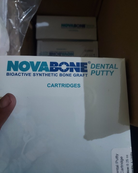 Novabone Putty Mini Cartridges - 4 Cartridges of 0.25 cc (Alloplastic graft in PUTTY consistency)