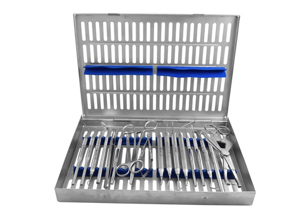 GDC BASIC IMPLANT SURGERY WITH CASSETEE